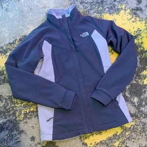 Like new The North Face women’s lined jacket size small